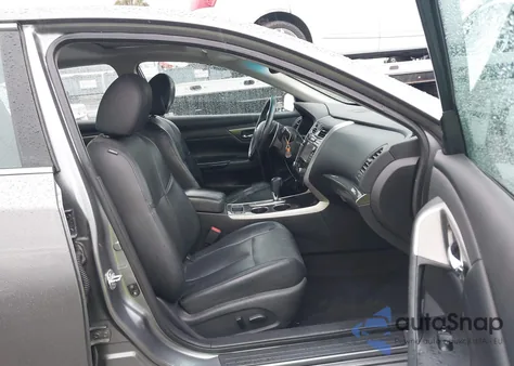 2015 Nissan Altima 3.5 S/3.5 Sl/3.5 Sv z USA, uszkodzony, nr VIN 1N4BL3AP3FC480190